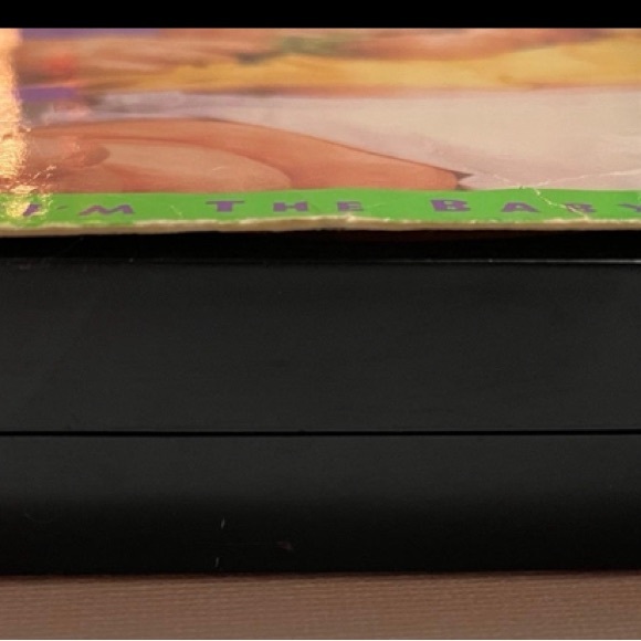 Dinosaurs "I'm The Baby!" 1993 VHS
Walt Disney Home Video 612 - Picture 5 of 7